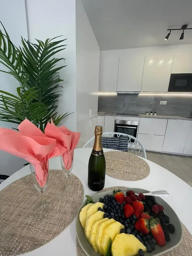 Nerja City Center & Sea View Torresol Apartment